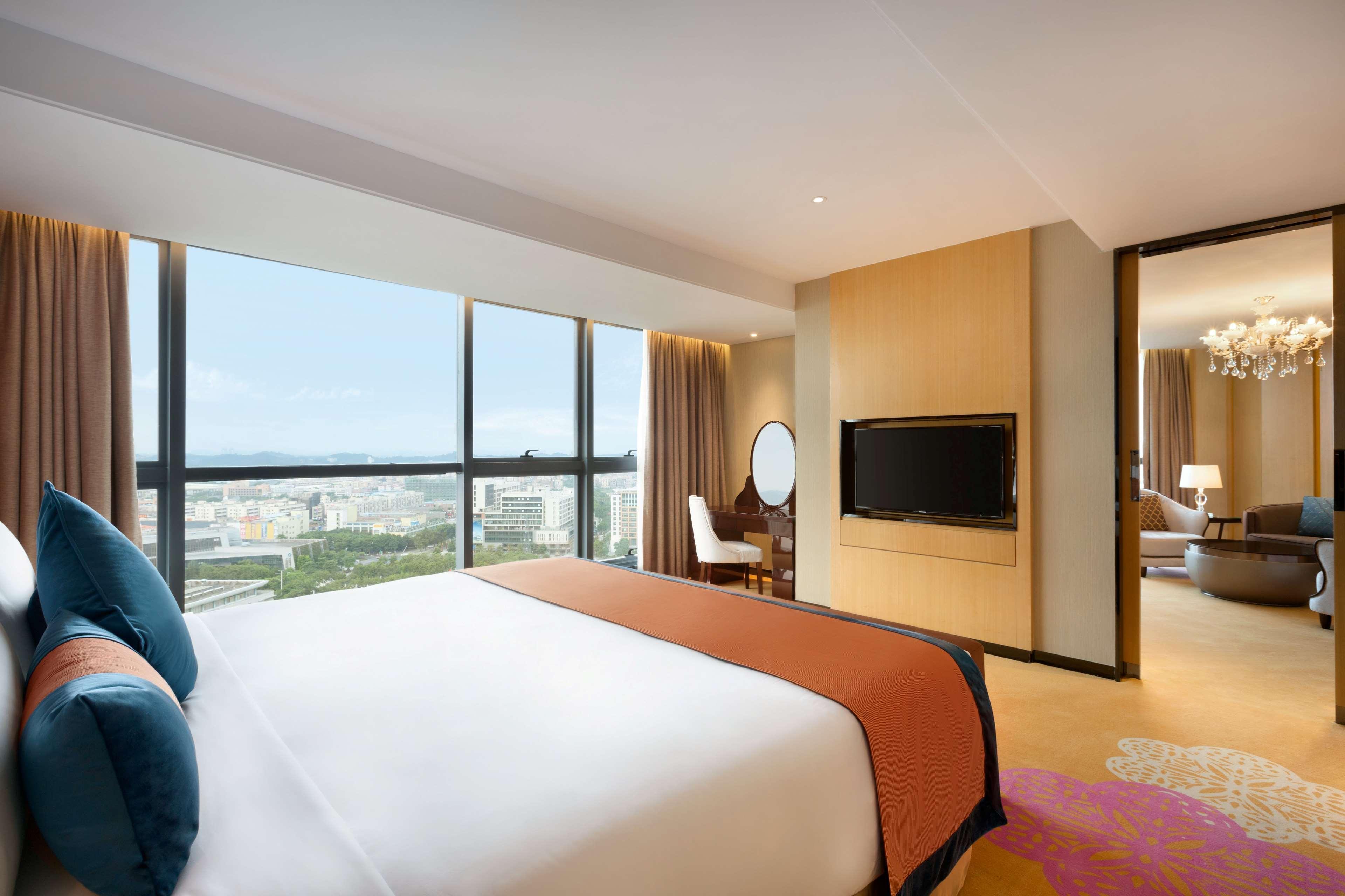 Ramada Foshan Nanhai Exterior photo